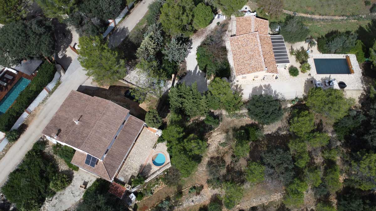 Top shot showing property in surrounding landscape